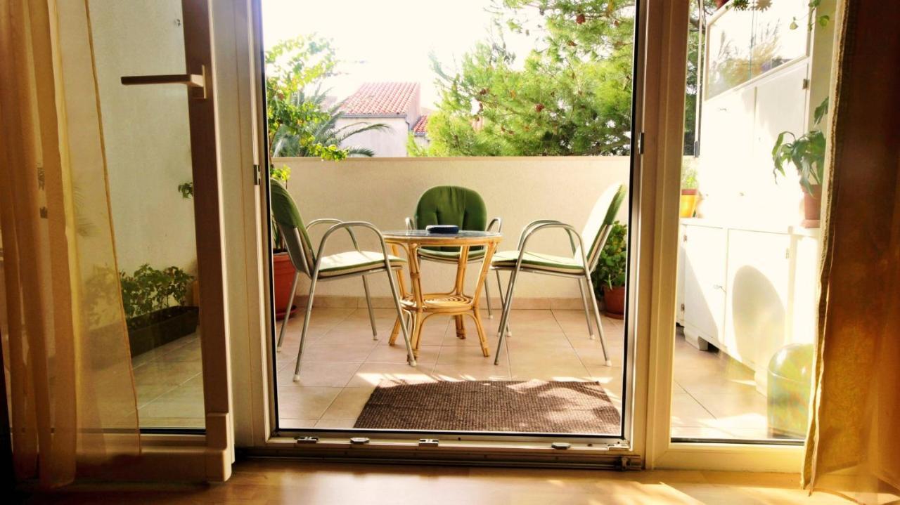 Apartment Anita Omiš Eksteriør bilde